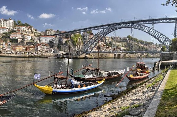Porto City Tour with Wine Tasting - Porto Cathedral: Romanesque Roots in the Historic Core