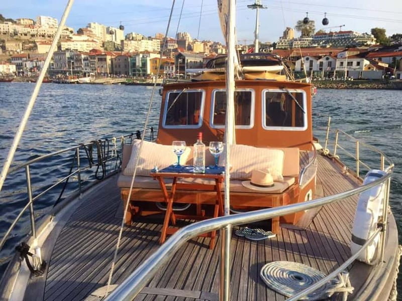 Porto: Classic Boat Cruise on the Douro River - A classic Douro sail that feels more like time off than a tour