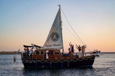 Porto: Classic Boat Cruise on the Douro River - Marina da Afurada and pontoon gate D: keep this simple
