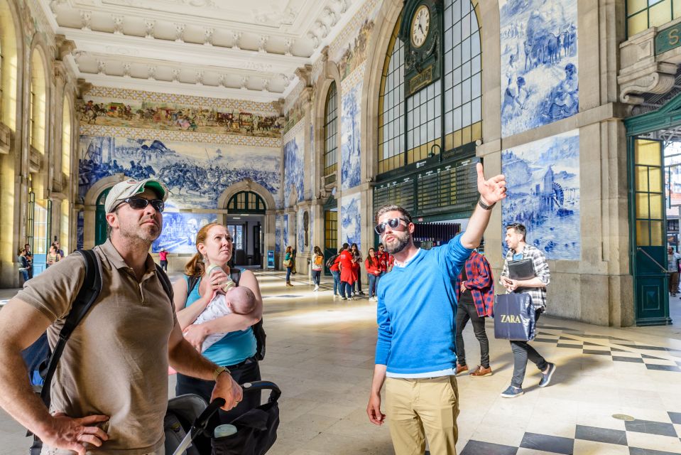 Porto: Delicious Food and Wine Walking Tour - Port wine, fino, and ginja: how the drink pairing works