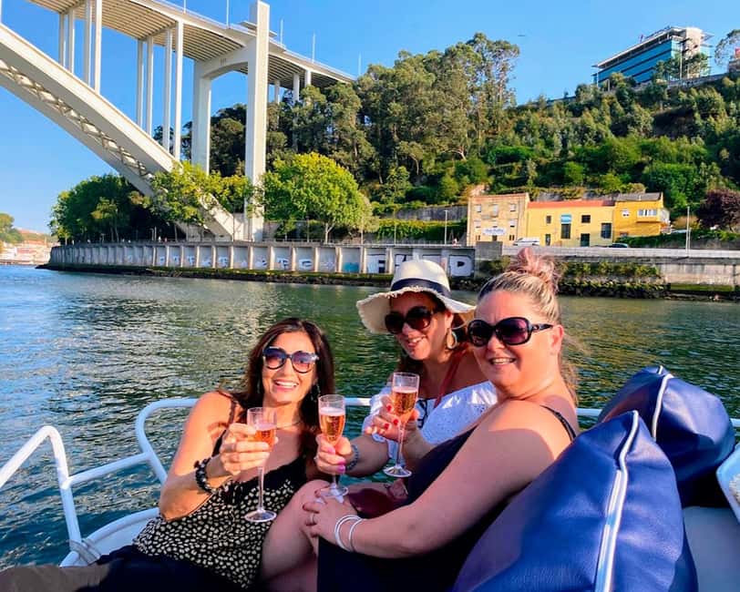 Porto: Douro Cruise, 6 Bridges & 4 Port Wines (Max 7) - The 2-hour route: how the river views unfold under the six bridges