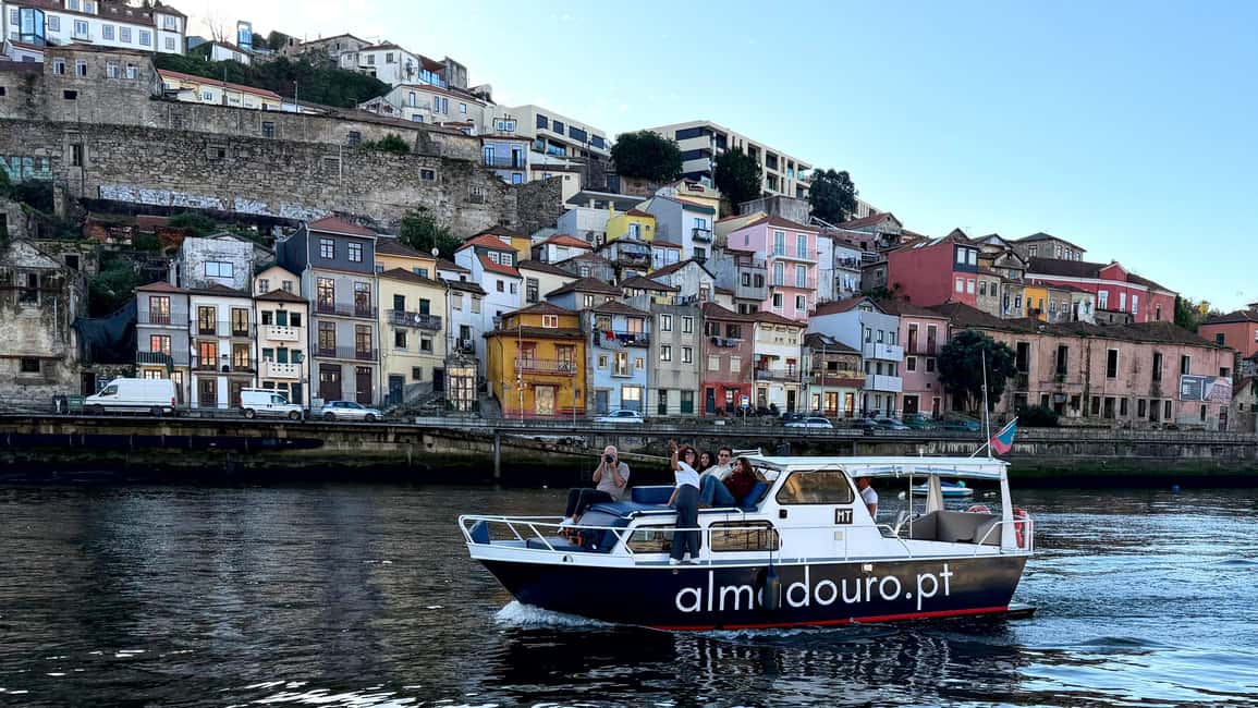 Porto: Douro Cruise, 6 Bridges & 4 Port Wines (Max 7) - Comfort, photos, and the little extras you’ll notice