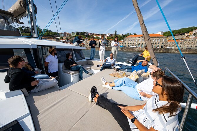 Porto Douro River Cruise With Port Wine - Daytime or Sunset - The bridges segment: Dom Luís I and Arrábida’s dramatic engineering