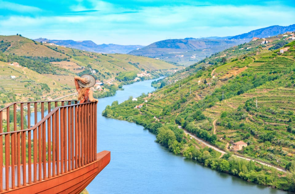 Porto: Douro Valley Wine Tour with a Sommelier & Boat Trip - The Douro River boat trip: the calm hour between tastings