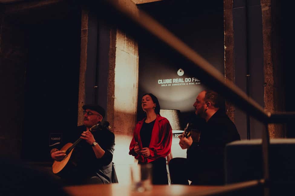 Porto: Fado Live Music, Wine & Cultural Introduction - Clube Real do Fado: a small room built for real acoustic emotion