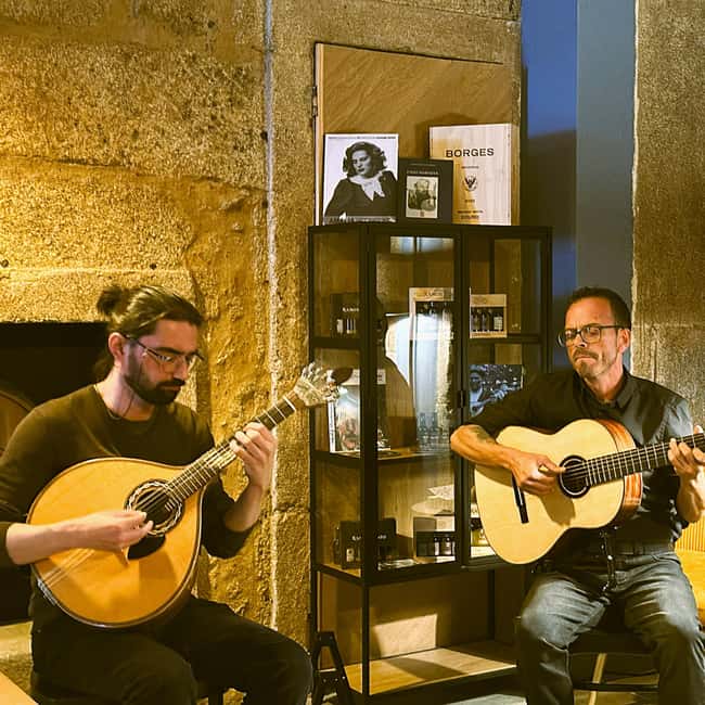 Porto: Fado Live Music, Wine & Cultural Introduction - Wine included: how the glass fits the whole experience