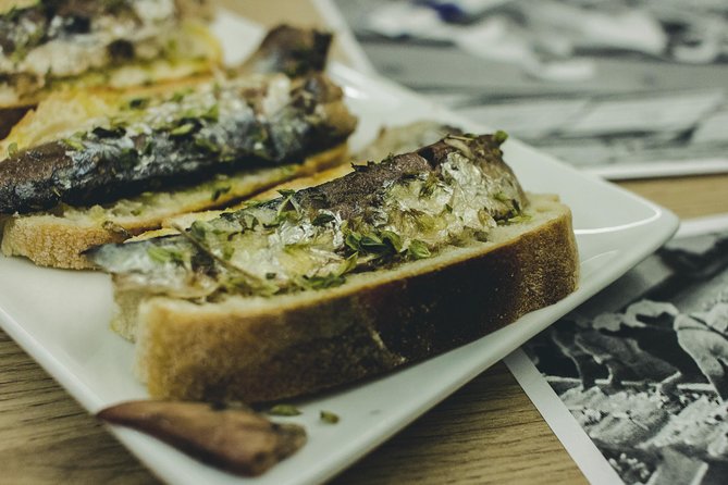 Porto Food and Local Drinks Evening Tour by Food Lover Tour - Price and Value: What $90.13 Buys in Real Meals