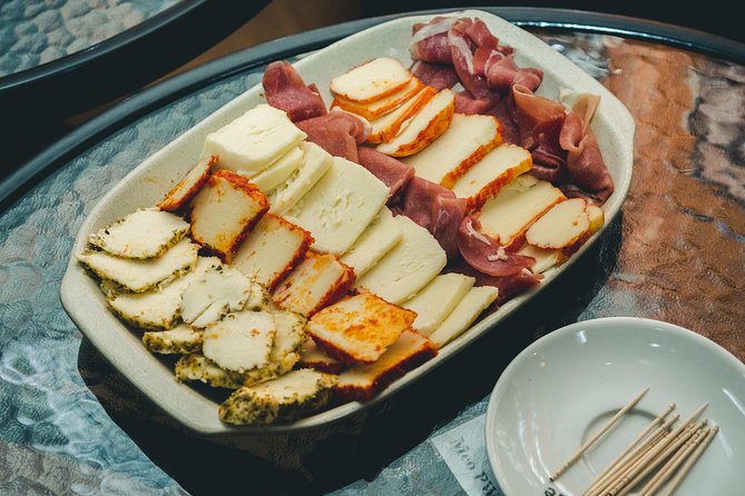 Porto Food and Local Drinks Evening Tour by Food Lover Tour - The 3-Hour Rhythm: How the Stops Likely Add Up