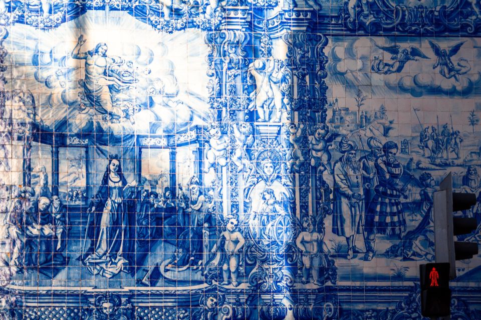 Porto: Full-Day Private Tuk Tuk Tour - Where your Porto day really starts: Café Batalha meeting and tuk tuk pacing