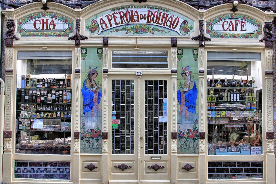 Porto: Full-Day Private Tuk Tuk Tour - Through Miragaia and Vitória: Porto’s oldest neighborhood alley feeling