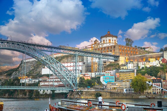 Porto Half Day Private Tuk Tuk Tour - Palácio da Bolsa and Infante Square: Porto’s Trading Power