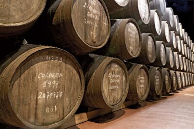 Porto Half-Day Tour and Wine Tasting - Finding your bearings in Bairro da Sé and the Sé cathedral area