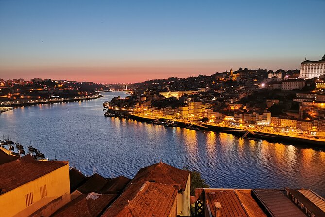 Porto Heritage & Wine: Exclusive Private Day Trip from Lisbon - São Bento Station: azulejos that turn waiting into art