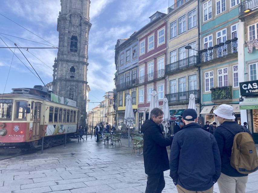 Porto: Highlights & hidden gems Walk - max 10 - Why a max-10 group works so well in Porto
