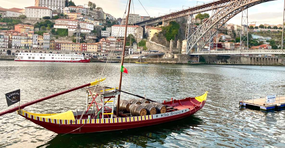 Porto: Highlights & hidden gems Walk - max 10 - Sé and Porto Cathedral: how Porto’s religious architecture shapes the streets