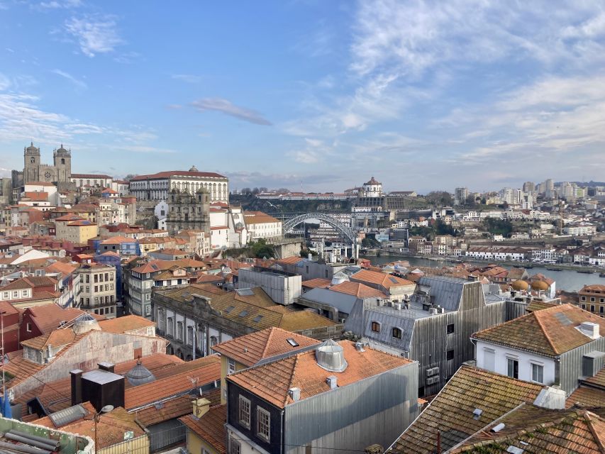 Porto: Highlights & hidden gems Walk - max 10 - Antiga Cadeia da Relação do Porto: history you can feel in the walls