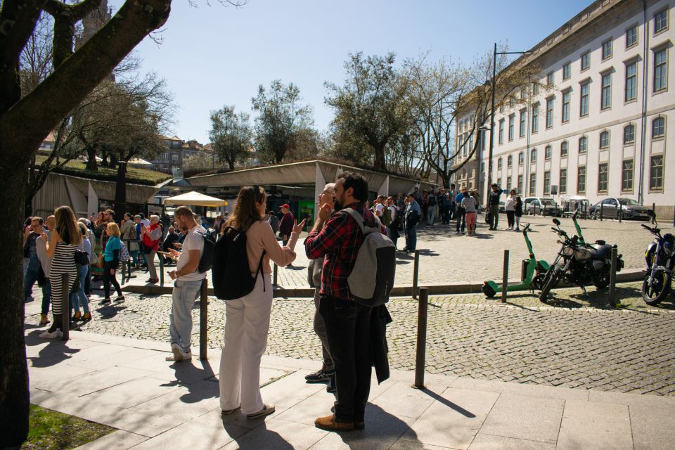 Porto: Historical Center Walking Tour - Where the Walk Starts on Rua de Mouzinho da Silveira