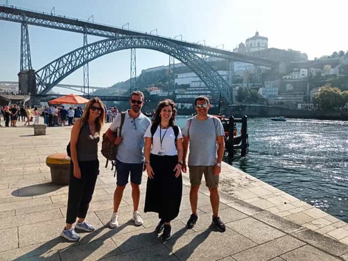 Porto: History & Lengends walking tour - Where it starts: Trindade meeting point and how to avoid confusion