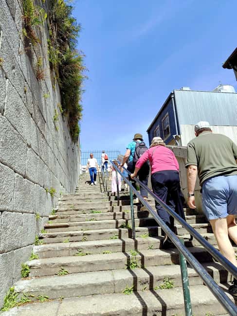 Porto: Jewish Heritage Walking Tour - Sant’ Ana Street and Comercio do Porto: the walking lesson