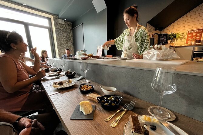 Porto Local Market Visit & Cooking Class / Showcooking - Mercado do Bolhão: where your lunch story starts