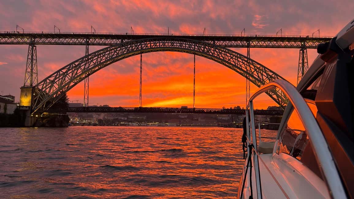 Porto: Luxury 6 Bridges Yacht Cruise with Wine & Snacks - Key things that make this yacht cruise worth your time