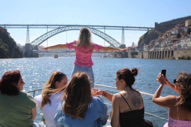Porto: Luxury Yacht Cruise with Wine Tasting & Snacks - Who should book this yacht cruise (and who might not love it)