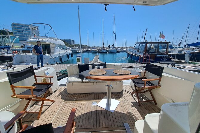 Porto: Luxury Yacht Tour on the Douro River - Sunset or Daytime - From Marina da Afurada to the Porto skyline in two hours