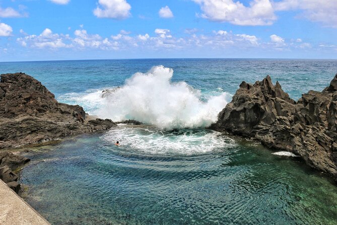 Porto Moniz 4WD Jeep Full Day Tour - Pickup to Porto Moniz: the day’s pacing (and why it matters)