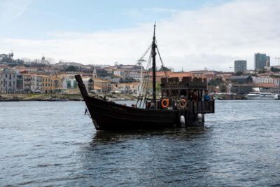 Porto: Pirate Ship Cruise on the Douro River - Starting at Cais da Ribeira: Easy Meeting Point, Quick Entry