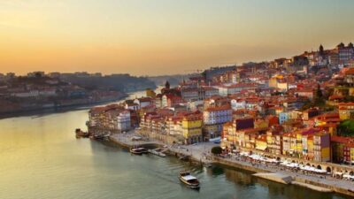 Porto: Port Wine Tour with 7 Port Tastings - Finding the group and pacing the walk (so you don’t feel rushed)
