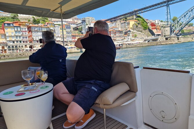 Porto: Private 6 bridges tour, Douro river with sunset option - Your bridge-and-river route: the six stops that structure the ride