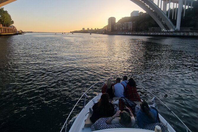 Porto: Private 6 bridges tour, Douro river with sunset option - Sunset option: how to time it for the best photos