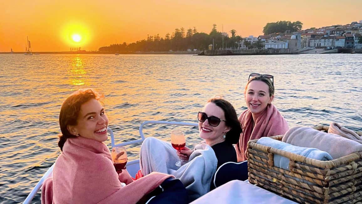 Porto: Private Douro River Cruise – 6 Bridges & Sunset - Meet Nadia and Paulo on board Cabernet