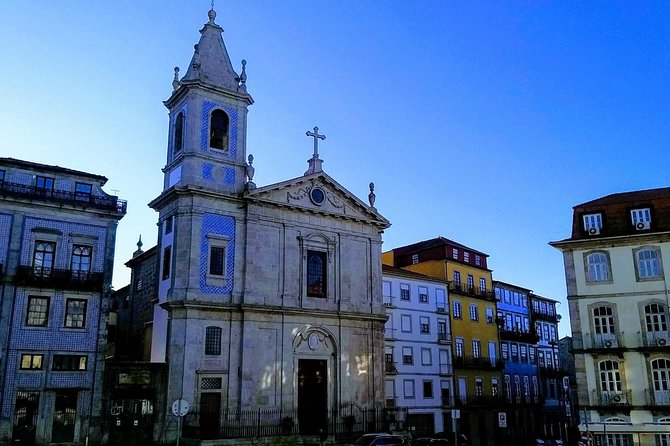 Porto private morning Tour, discover the most iconic attractions - Mercado do Bolhão: A Real Market That Teaches Porto’s Daily Life