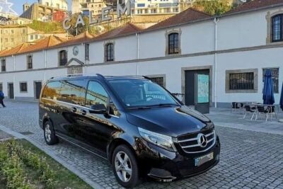 Porto Private Tour from Lisbon with Douro Cruise and Wine Tasting - Porto wine at Calem: what the tasting is really for