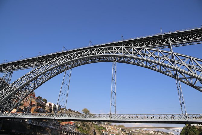 Porto: Private tour in the Douro (1 to 4 people) on a boat just for you - Your Skipper’s Job: Stories, Tips, and Real Personality