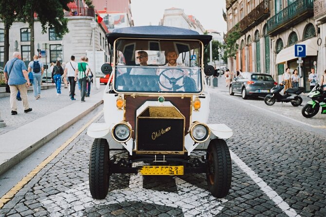Porto: Private Tour to the Historic Center in a Classic Car - Electric Replica Ford T: the smart way to see Porto without the sprint