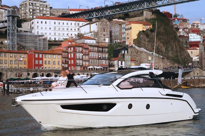 Porto: Private Yacht Experience with Local Wines & Snacks - The Route: Porto’s Bridges, in the Order You’ll Feel Them