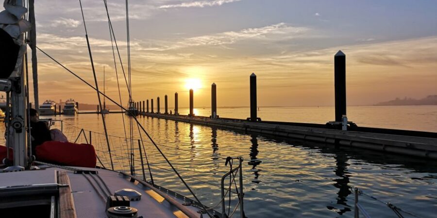 Porto: Romantic Sailboat Cruise - Sailing expectations: set the right mindset