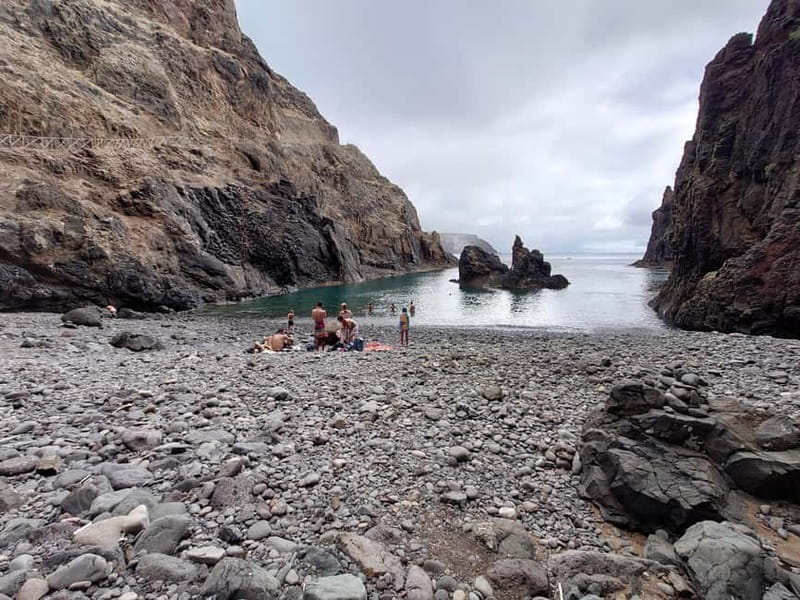 Porto Santo: Island Highlights 4x4 Tour with Hotel Transfers - Key highlights worth circling