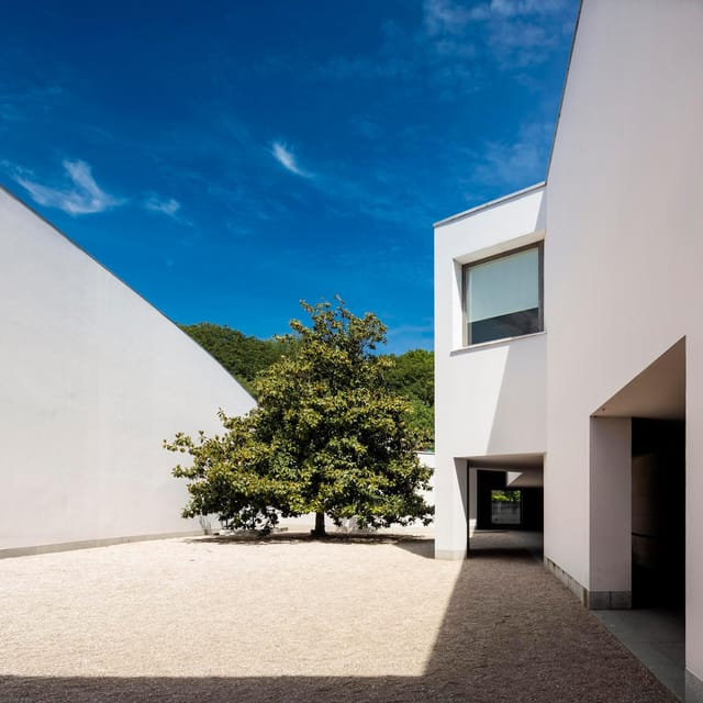 Porto: Serralves Foundation All Access Pass - Museum of Contemporary Art: modern Portuguese art, housed by Siza