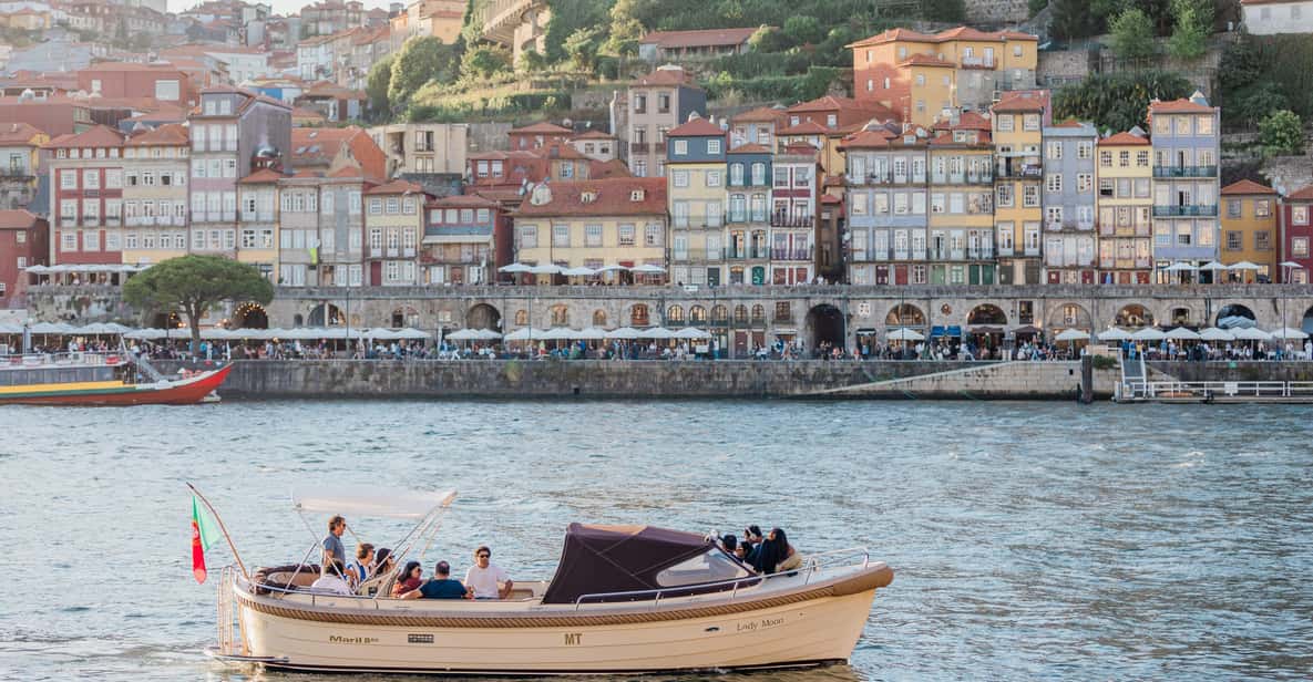 Porto: Six Bridges Douro River Cruise with Drinks - Sunset Light on the Douro: The Golden Hour That Makes Porto Behave