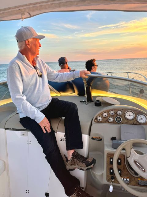 Porto: Small-Group Douro River Sunset Cruise with Drink - The complimentary drink and the laid-back vibe