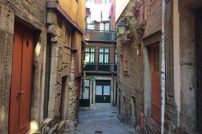 Porto Small Group Walking Tour with Lello Bookshop - Avenida dos Aliados: Art Nouveau and Deco With a Guide’s Eye