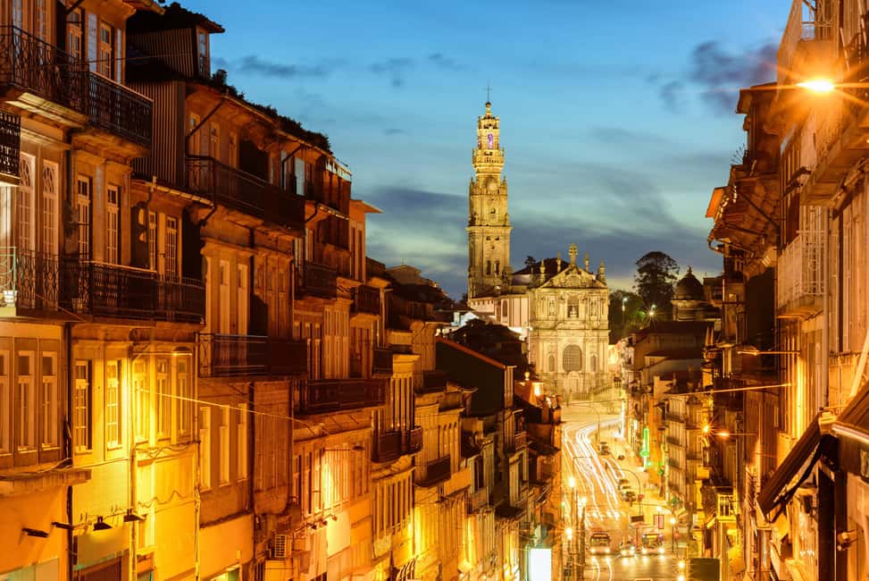 Porto: Sunset Walking Tour with Port Wine and Views - Aliados Avenue and Rua dos Clérigos: getting from grand streets to big icons