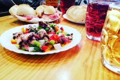 Porto Tapas and Vinho Verde Tour - What you’re really buying: petiscos, wine, and a Porto food map