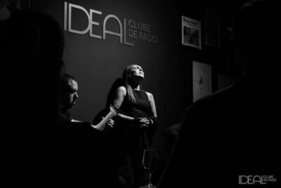 Porto: The highest-rated traditional fado concert (downtown) - The heart of the concert: classic fado built on improvisation