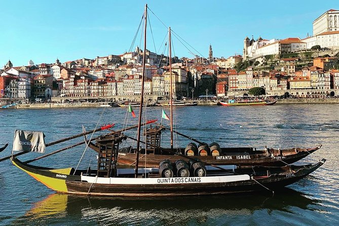 Porto to Lisbon Up to 4 Stops: Aveiro, Nazare, Fatima & Obidos - Óbidos: Walled-Town Wandering and Castle Views