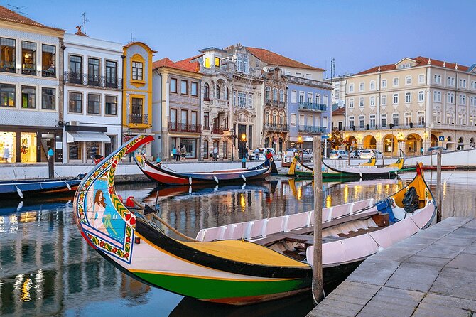 Porto to Lisbon with stop Aveiro-Fátima-Coimbra-Tomar-Nazaré-Óbidos - Stop 2: Aveiro Center Plus the Moliceiro Cruise Option
