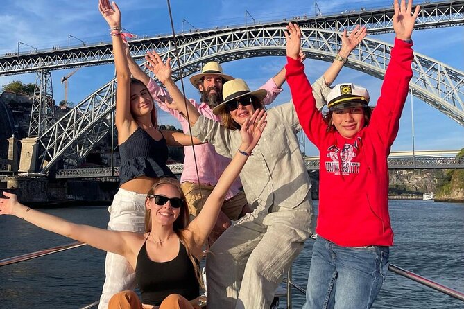 Porto: Tour on the Douro River in a Classic Boat - Sunset Views of Porto and Gaia: The Bridges, the Pace, and the Best Clothing